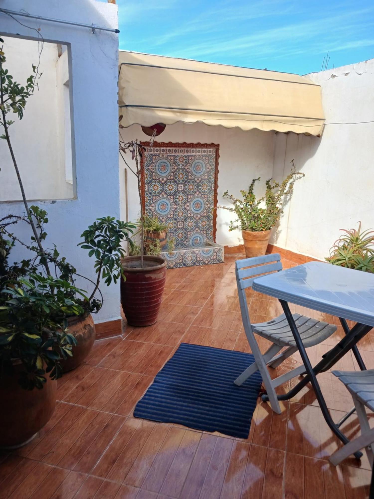 Studio Amine Avec Une Terasse Privee Rabat Ruang foto
